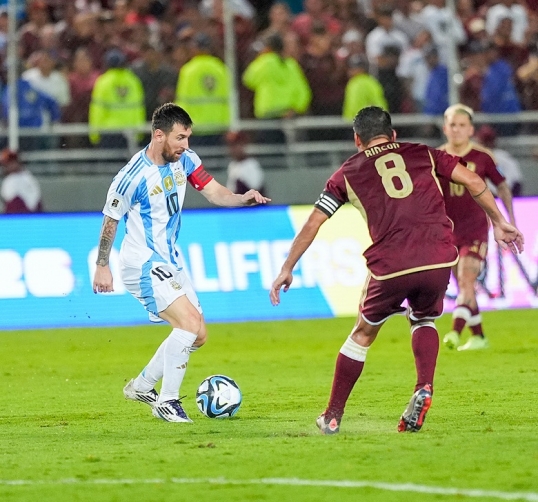 Eliminatorias sudamericanas Mundial 2026: Argentina igualó 1-1 con Venezuela