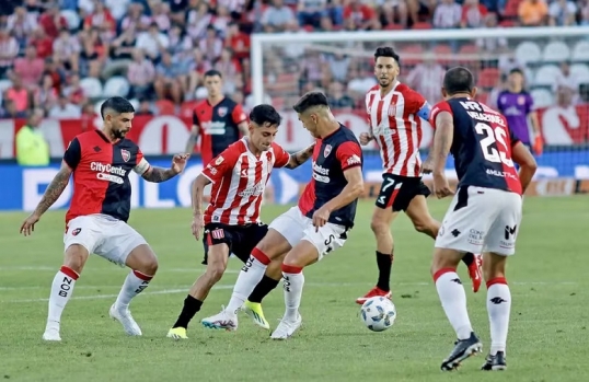 Liga Profesional de Fútbol: Newell's Old Boys recibe a Estudiantes, en la apertura de la novena fecha