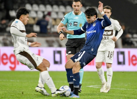 Torneo clausura de fútbol: Talleres venció a Platense, el primer triunfo del equipo de Sampaoli